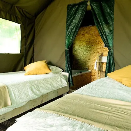 Scenic Safari Glamping With Cavado River Views Near Braga In Ventosa, Portugal *