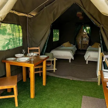 Scenic Safari Glamping With Cavado River Views Near Braga In Ventosa, Portugal * Ventosa (Braga)