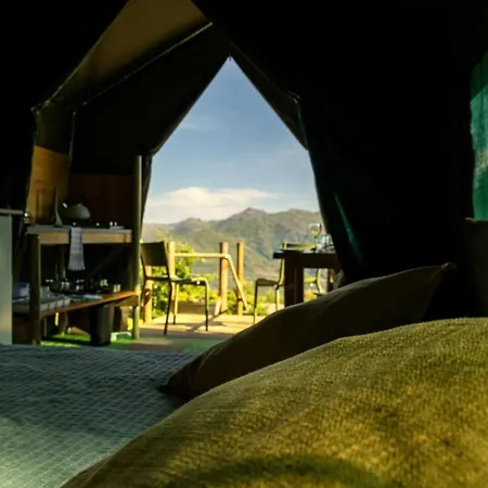 Scenic Safari Glamping With Cavado River Views Near Braga In Ventosa, Portugal